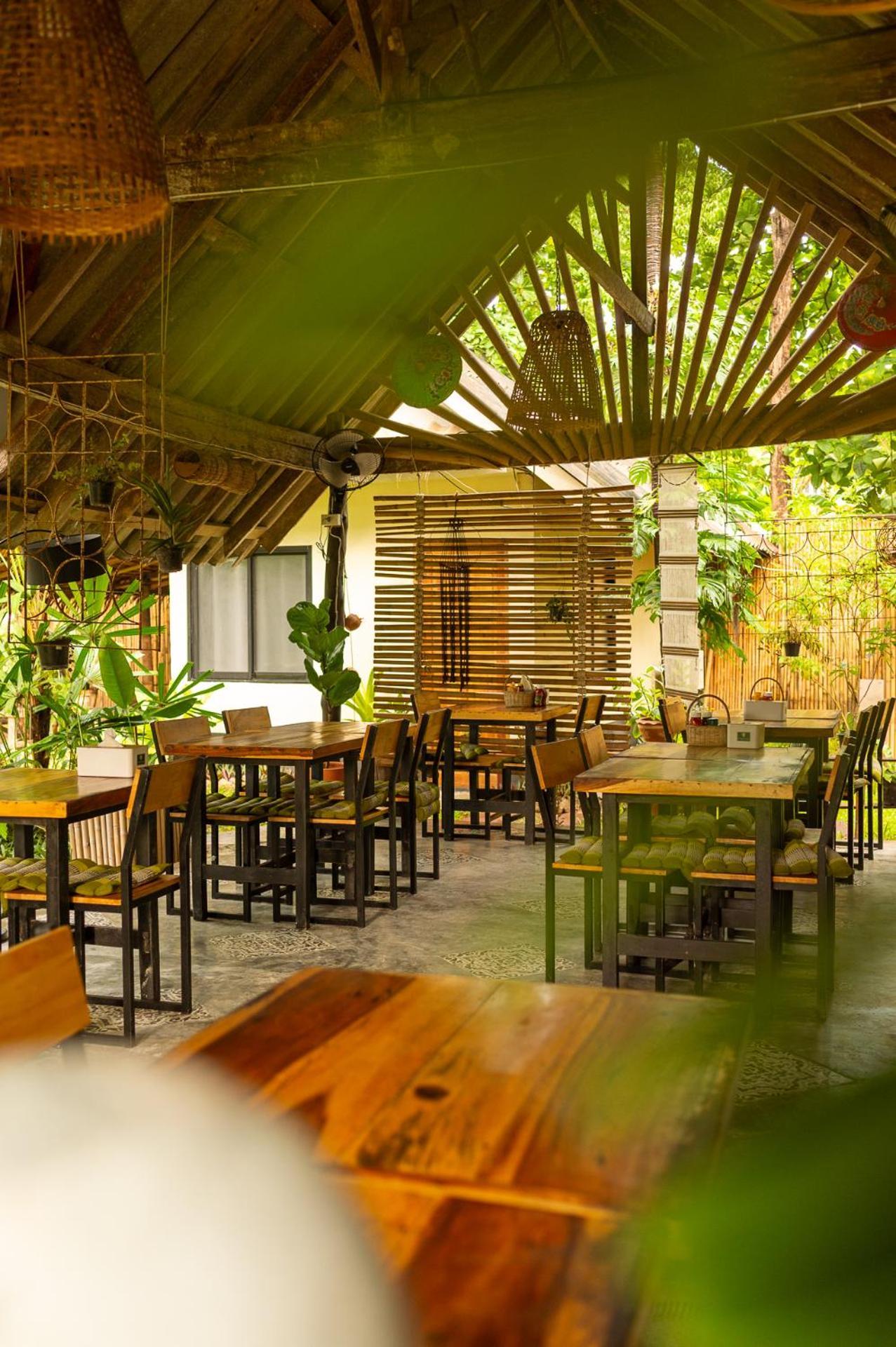 The Mellow Mango Ko Lanta Exterior foto